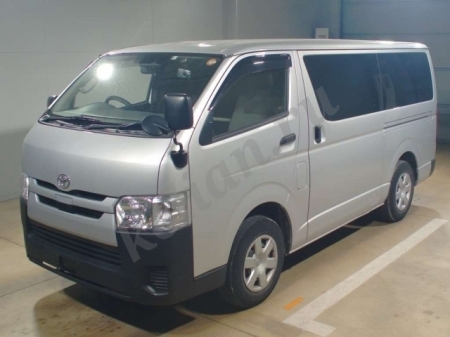 Грузовой микроавтобус Toyota Hiace Van кузов TRH200V модификация Long DX гв 2019
